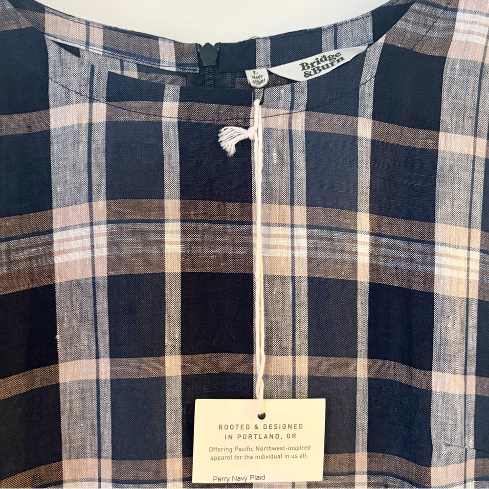 Bridge & Burn Navy Plaid Short Sleeve Midi Dress - Size L - Picture 2 of 5